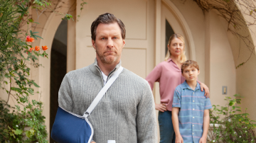 Hurt arm of father