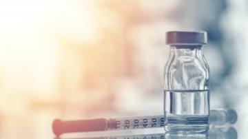 vaccine syringe with medicine jar